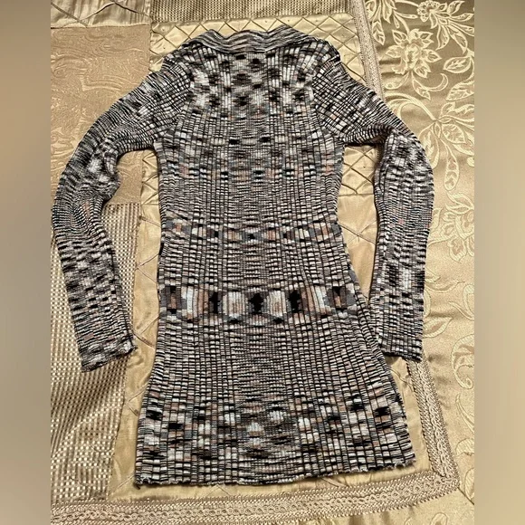 Anthropologie Spaced Dyed 70s Cardigan, Little Lies, size S/M NWOT - Picture 3 of 6